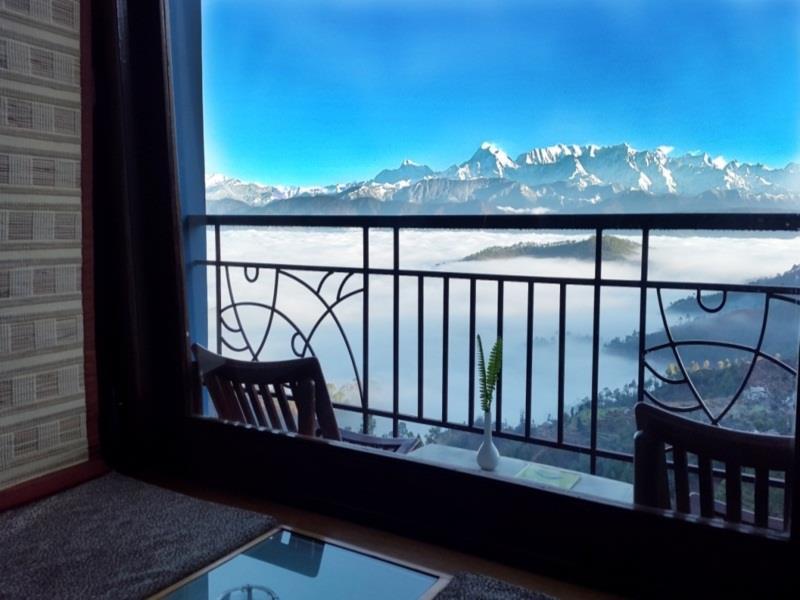 Hotel Pratiksha Himalayan Retreat Kausani Zewnętrze zdjęcie